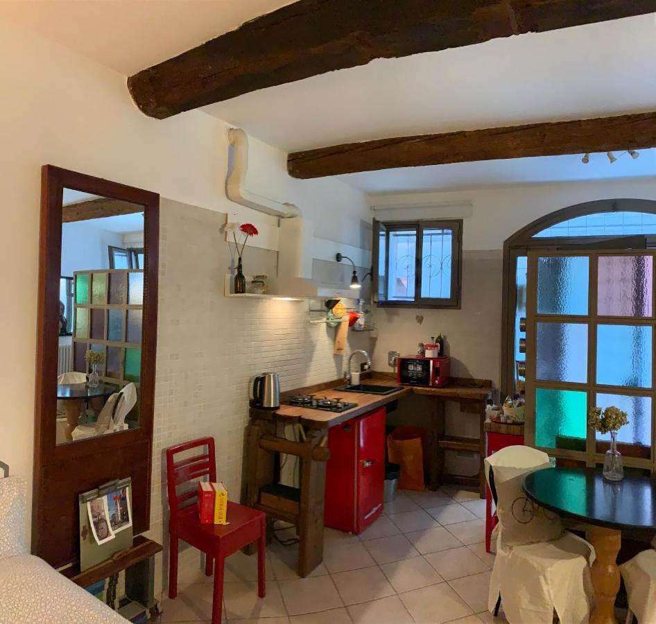 La Casa Degli Zii Leilighet Ferrara Eksteriør bilde